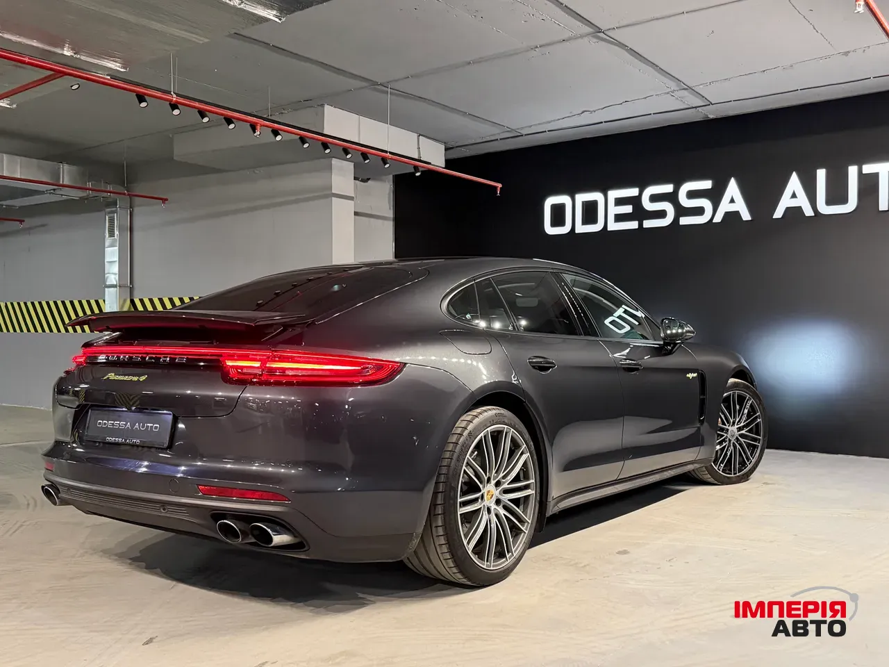 Porsche Panamera - фото 12