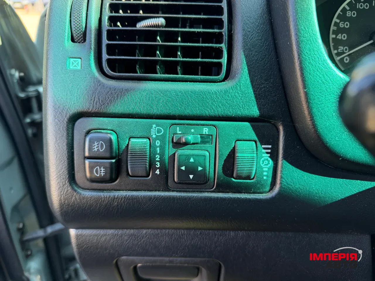 Mitsubishi Space Star - фото 4