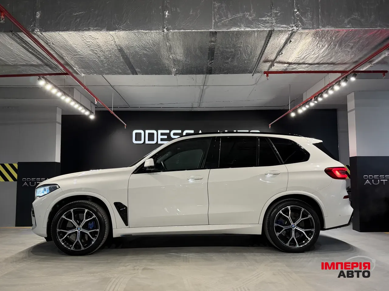 BMW X5 - фото 7