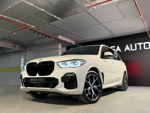 BMW X5 - фото 2