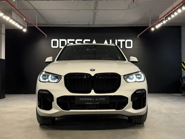 BMW X5 - фото 3