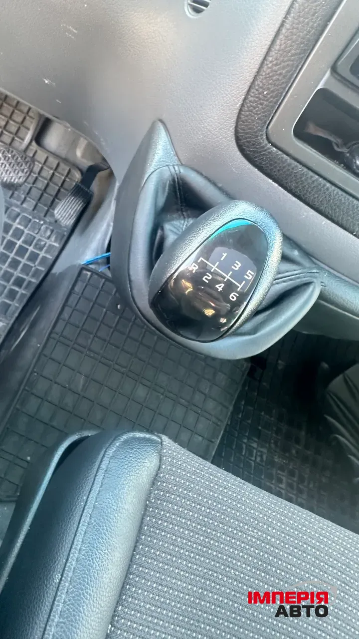 Mercedes-Benz Vito - фото 11