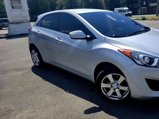 Hyundai Elantra 2017, Черкаси, $9 999 - зображення 2
