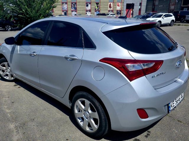 Hyundai Elantra 2017, Черкаси, $9 999 - зображення 5