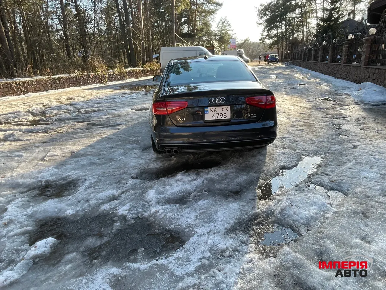 Audi A4 - фото 8