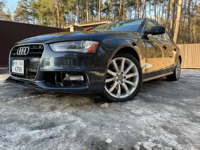 Audi A4 - фото 4