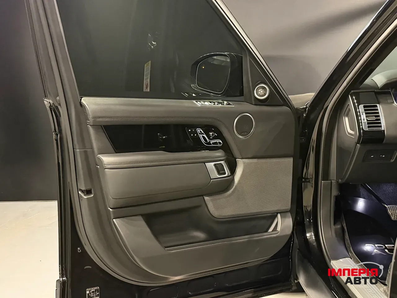 Land Rover Range Rover - фото 14