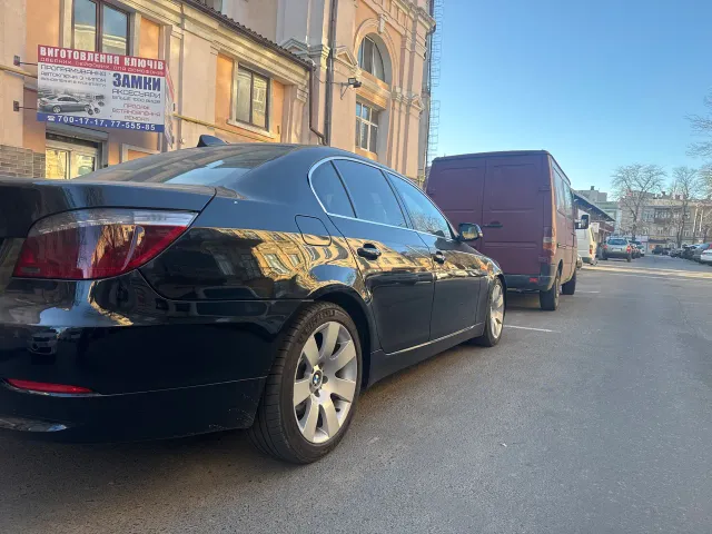 BMW 5 серії - фото 4