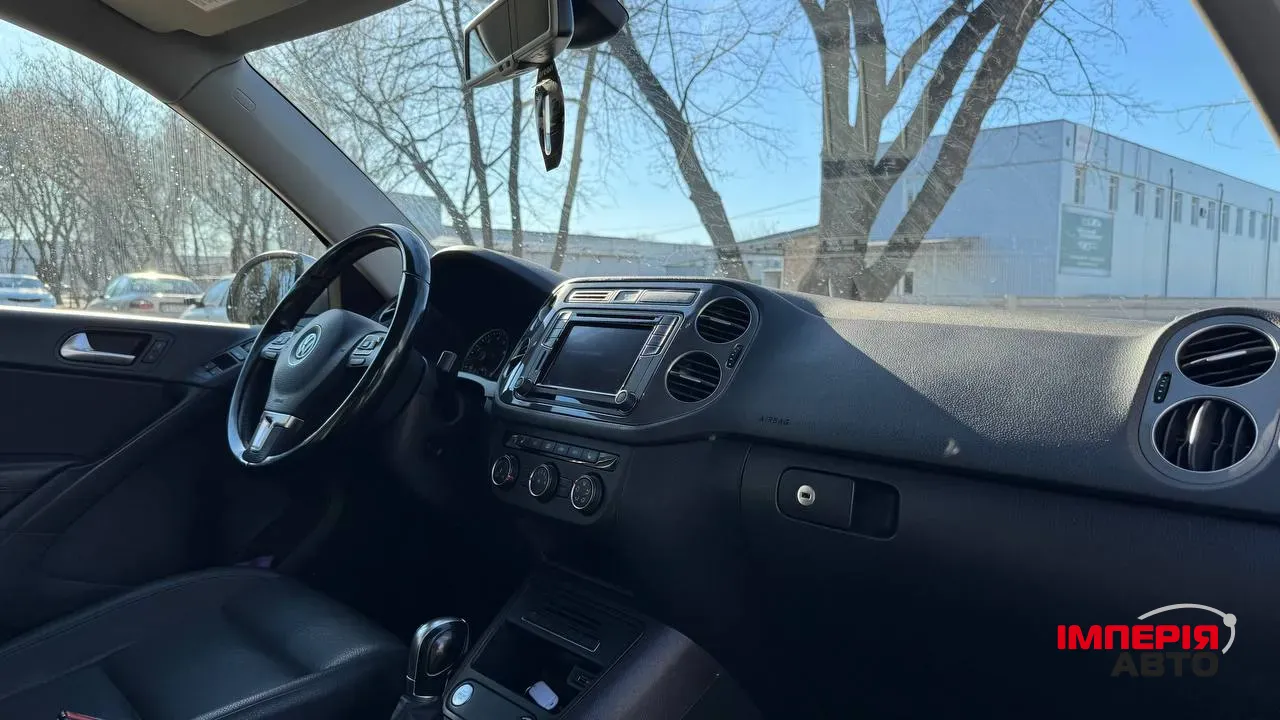 Volkswagen Tiguan - фото 23