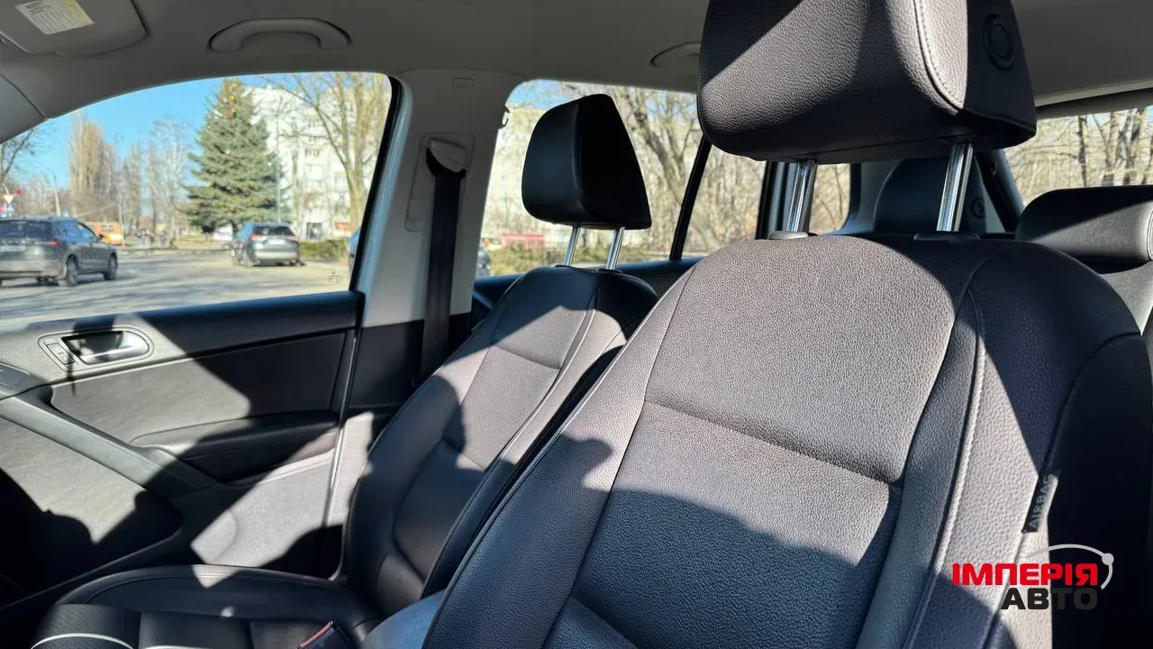 Volkswagen Tiguan - фото 14