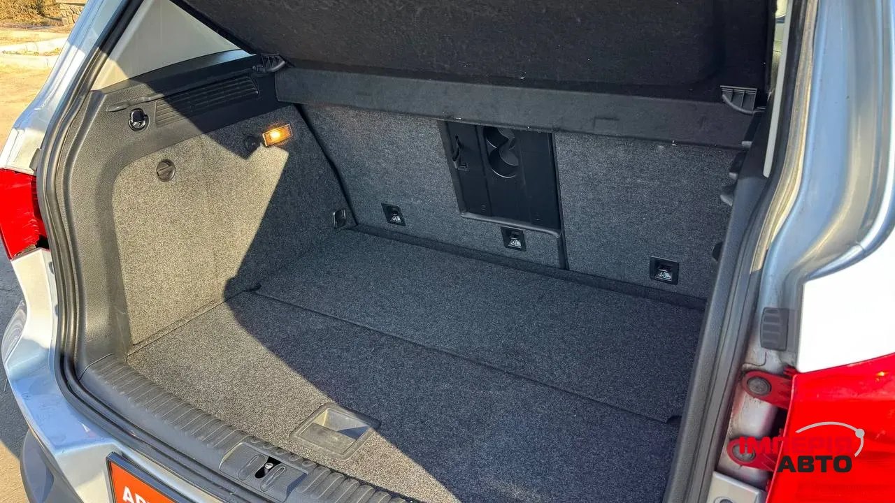 Volkswagen Tiguan - фото 10