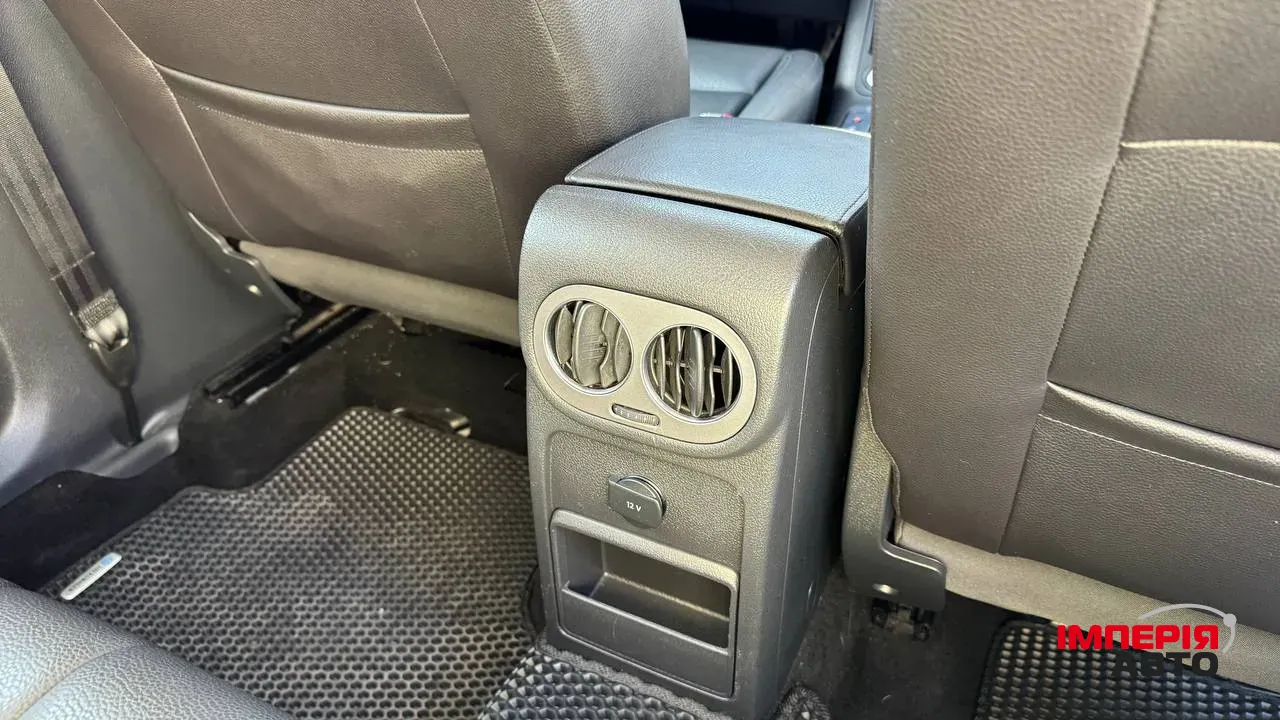 Volkswagen Tiguan - фото 26