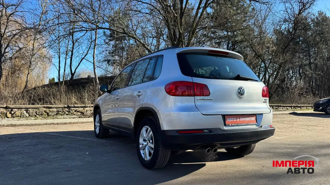 Volkswagen Tiguan - фото 6