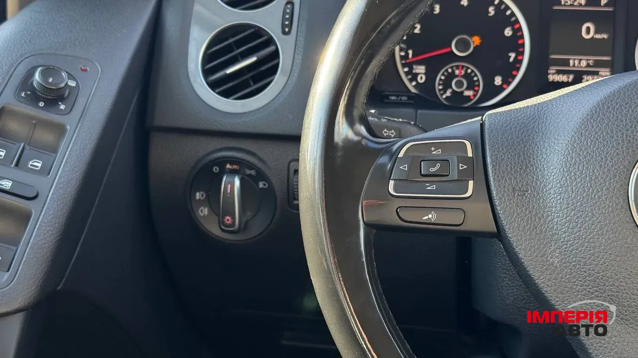 Volkswagen Tiguan - фото 19