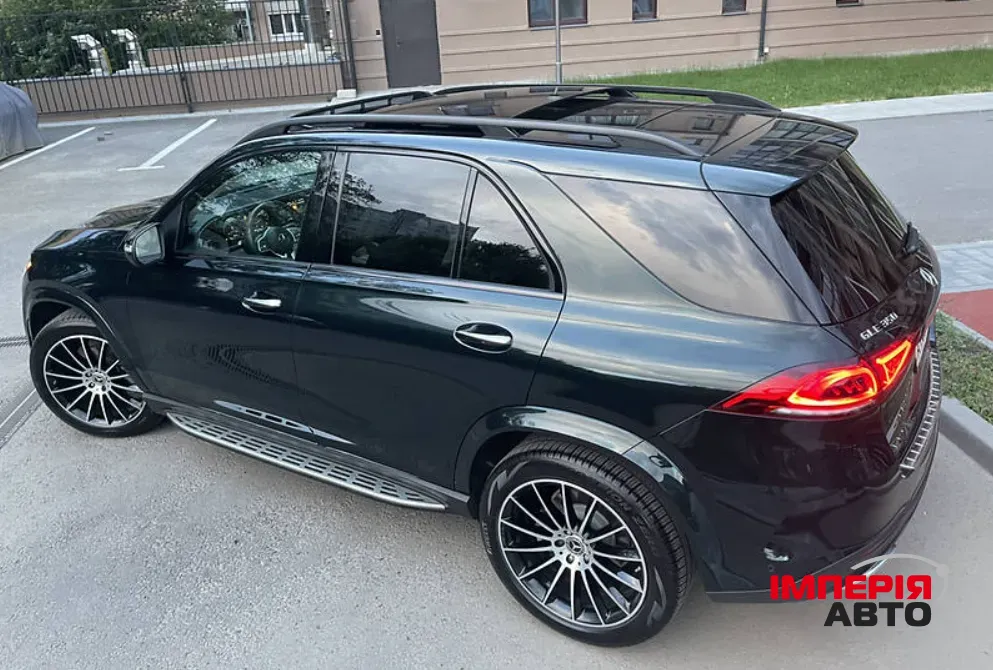 Mercedes-Benz GLE - фото 3