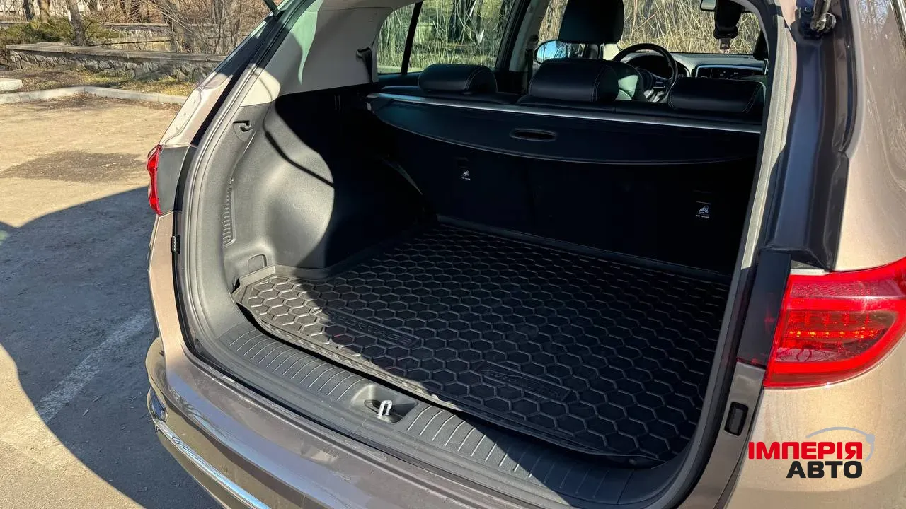 Kia Sportage - фото 10