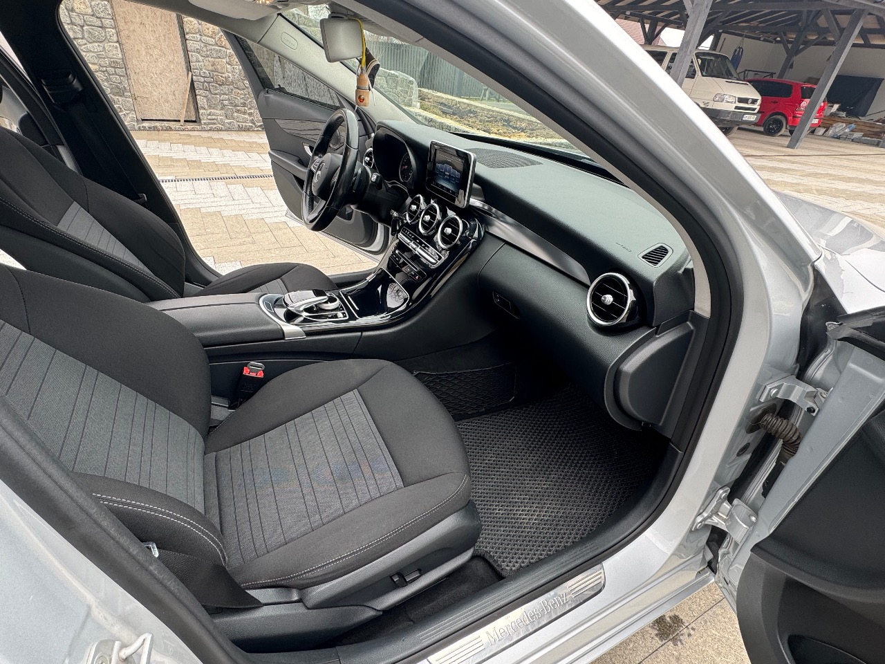 Mercedes-Benz C-Класс - фото 4