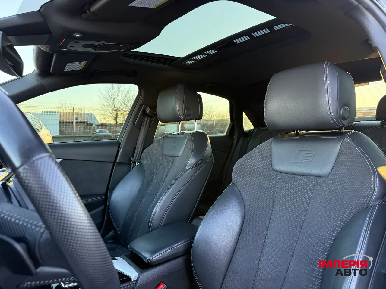 Audi A4 - фото 12