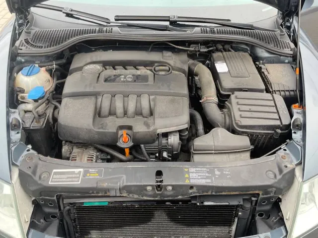 Skoda Octavia - фото 3