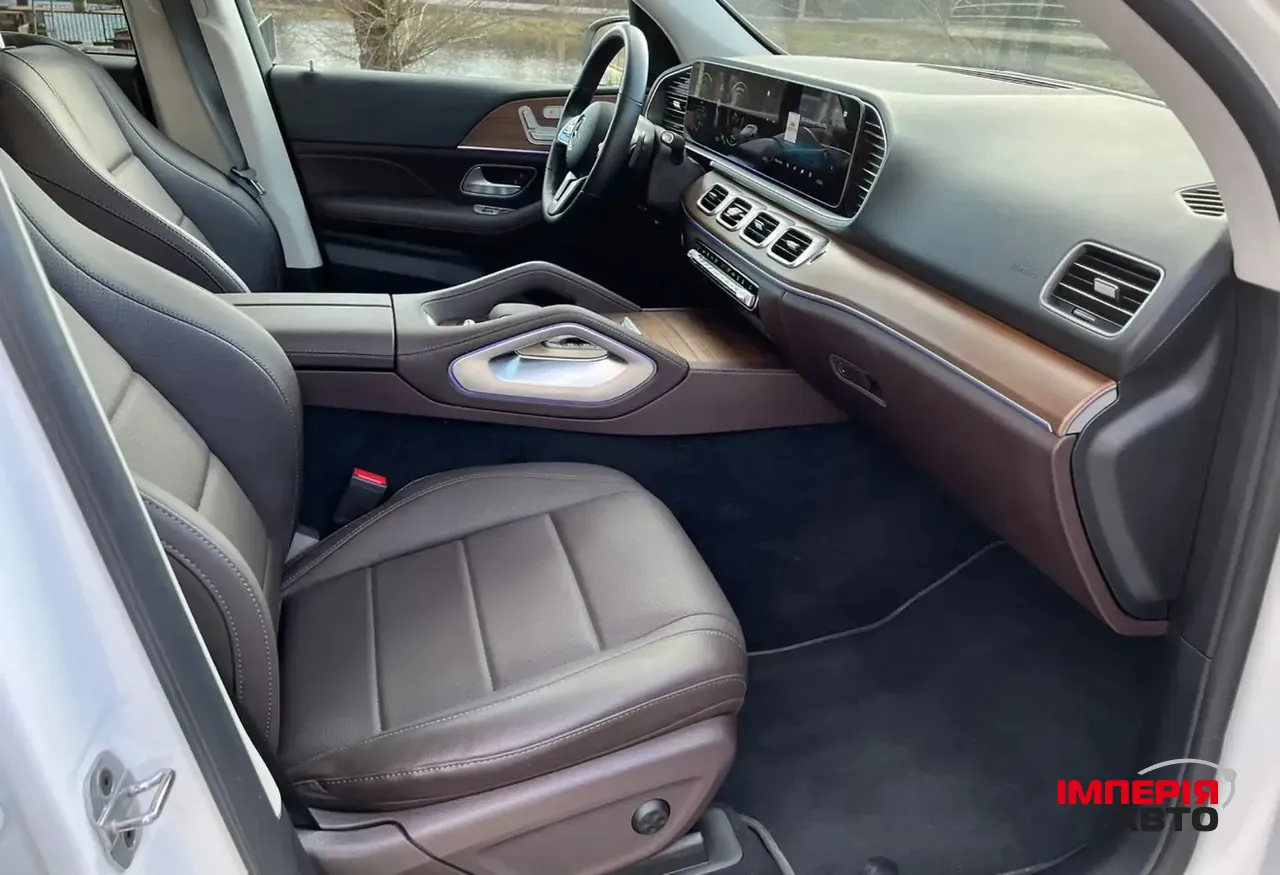 Mercedes-Benz GLE - фото 13
