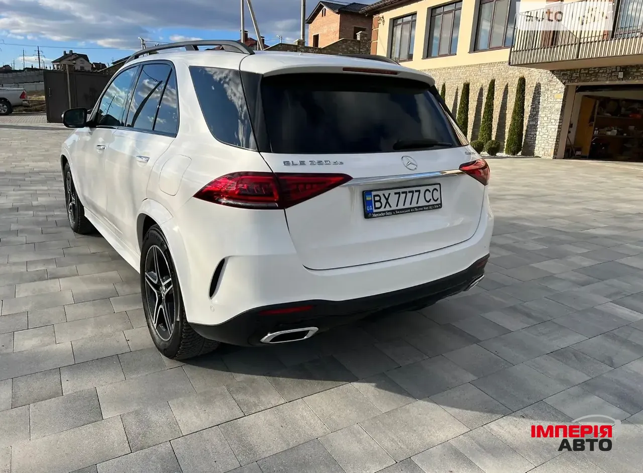 Mercedes-Benz GLE - фото 5
