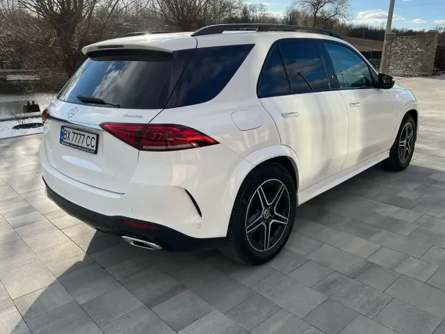 Mercedes-Benz GLE - фото 4