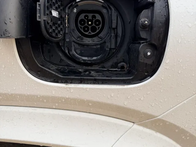 Mercedes-Benz GLE - фото 1