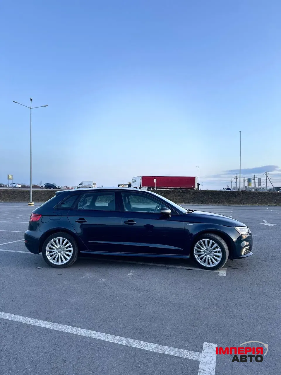 Audi A3 - фото 7