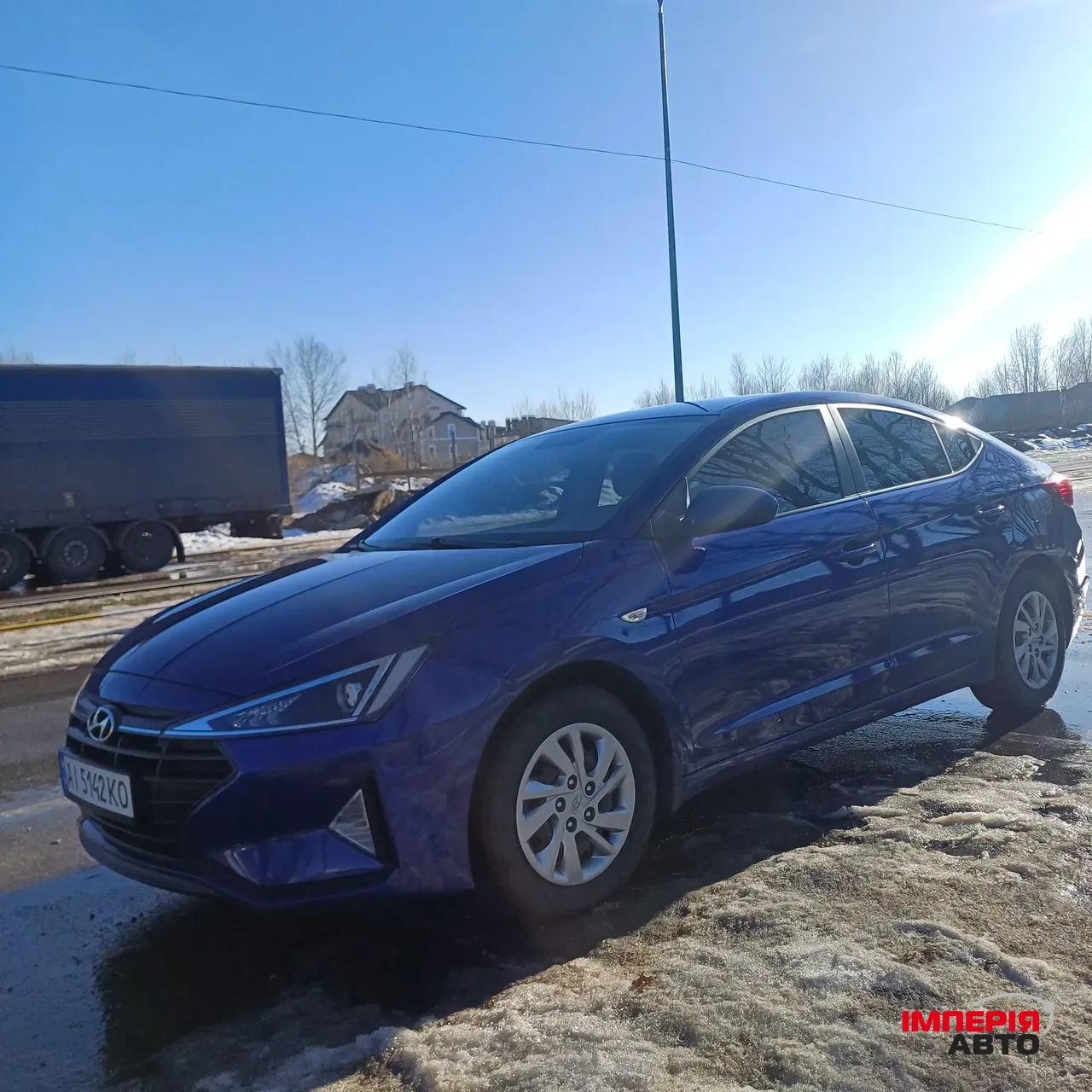 Hyundai Elantra - фото 2