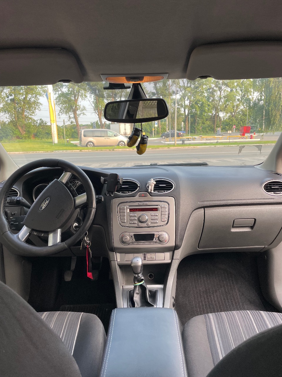 Ford Focus - фото 15