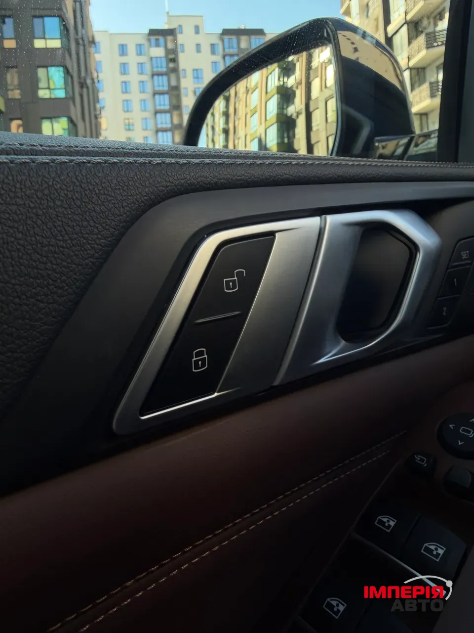 BMW X5 m50i - фото 26