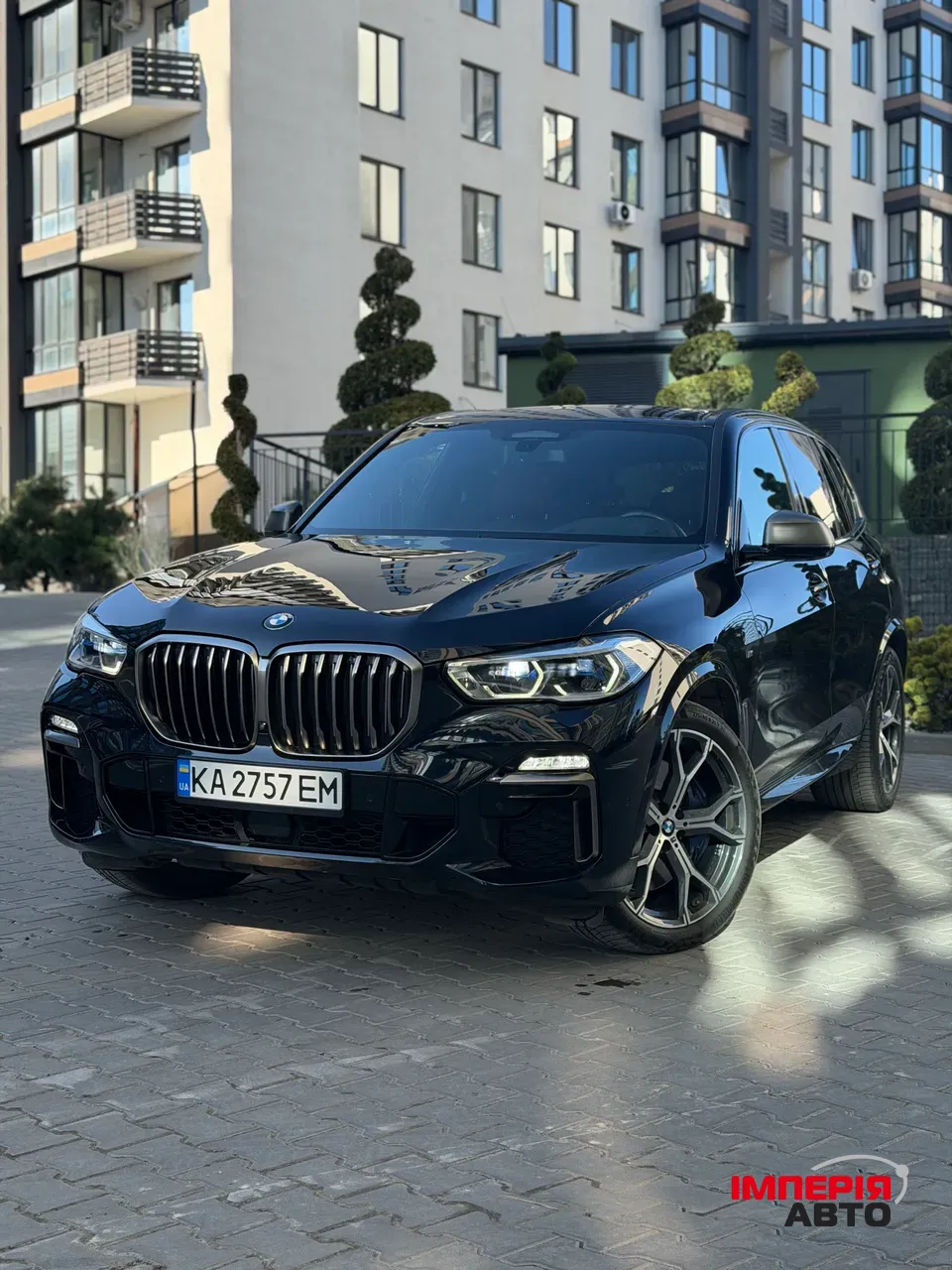 BMW X5 m50i - фото 2