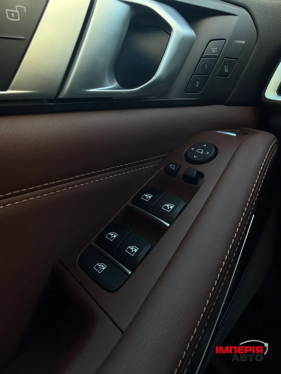 BMW X5 m50i - фото 24