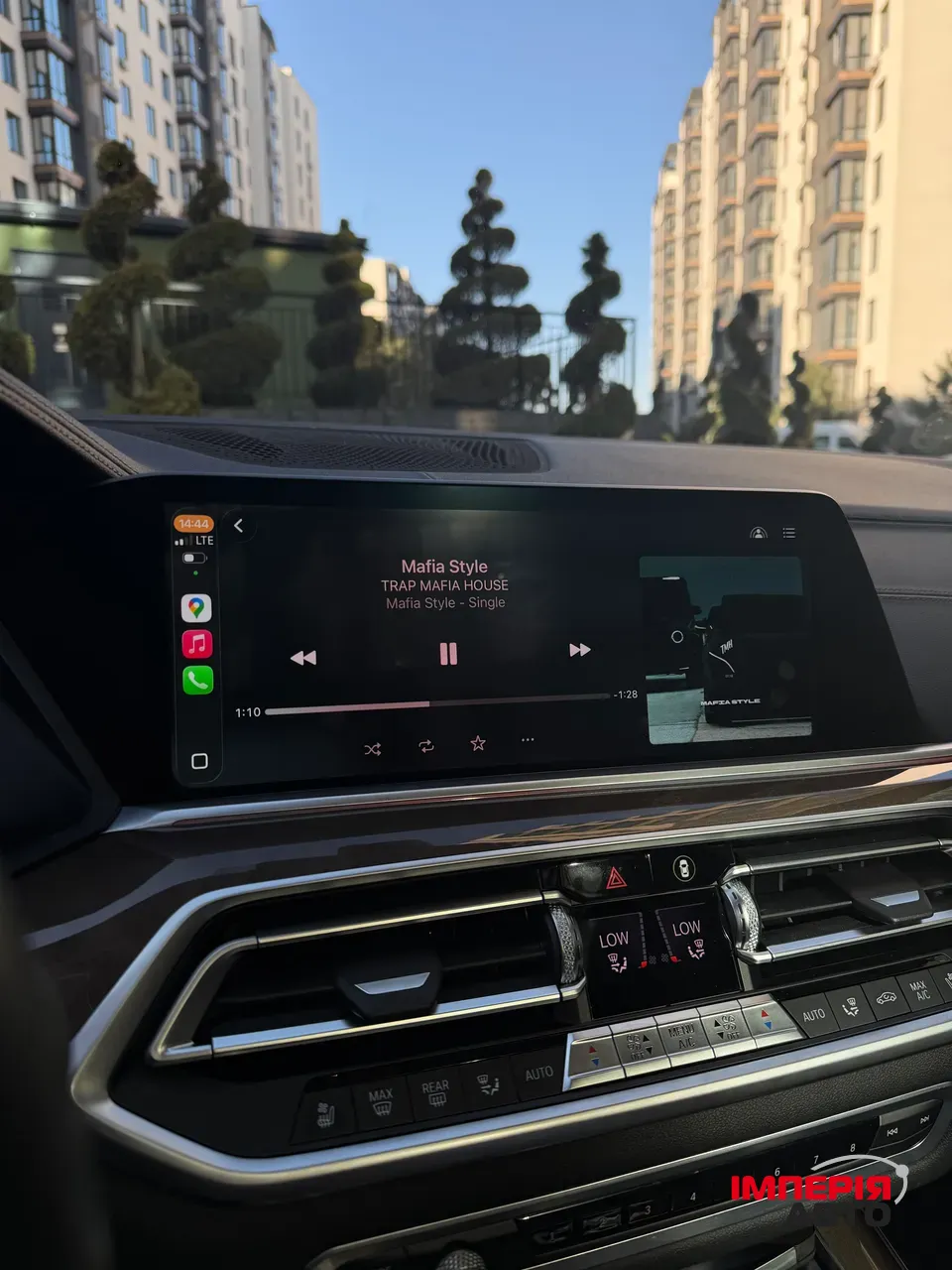 BMW X5 m50i - фото 18