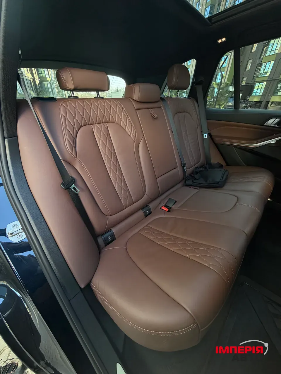 BMW X5 m50i - фото 38