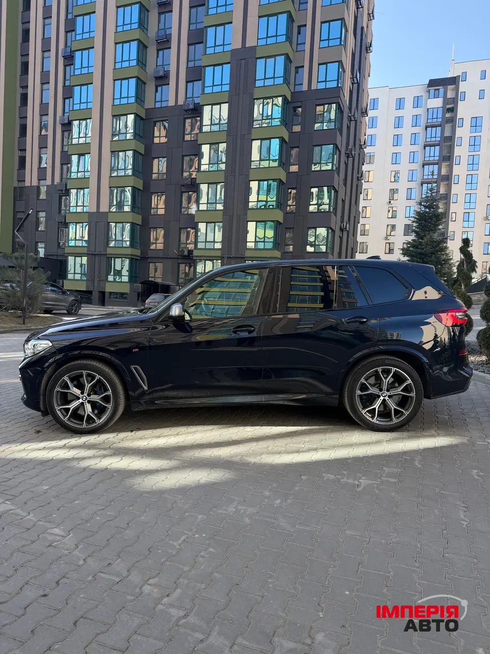 BMW X5 m50i - фото 4