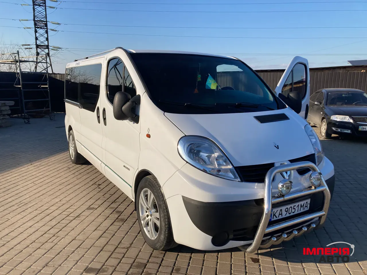 Renault Trafic - фото 9