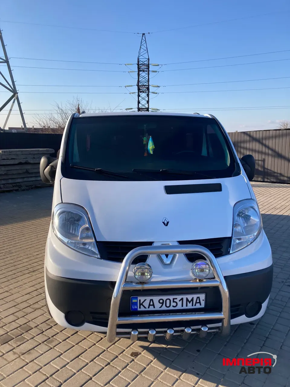Renault Trafic - фото 2