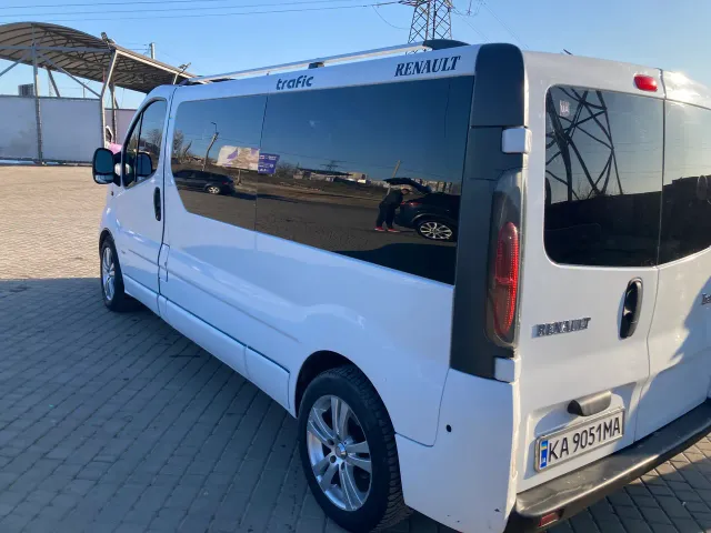 Renault Trafic - фото 5