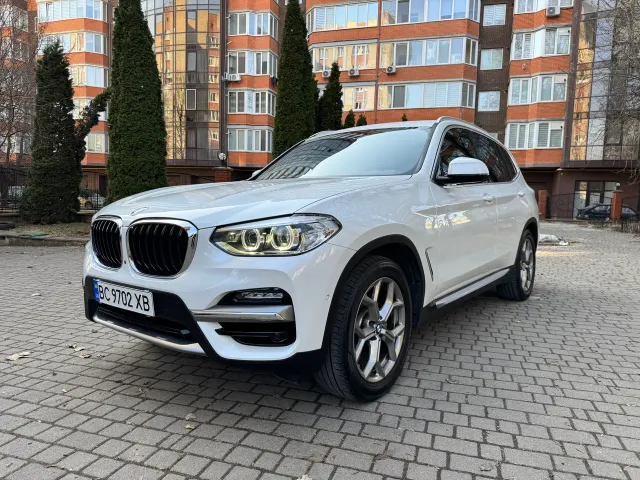 BMW X3 - фото 1