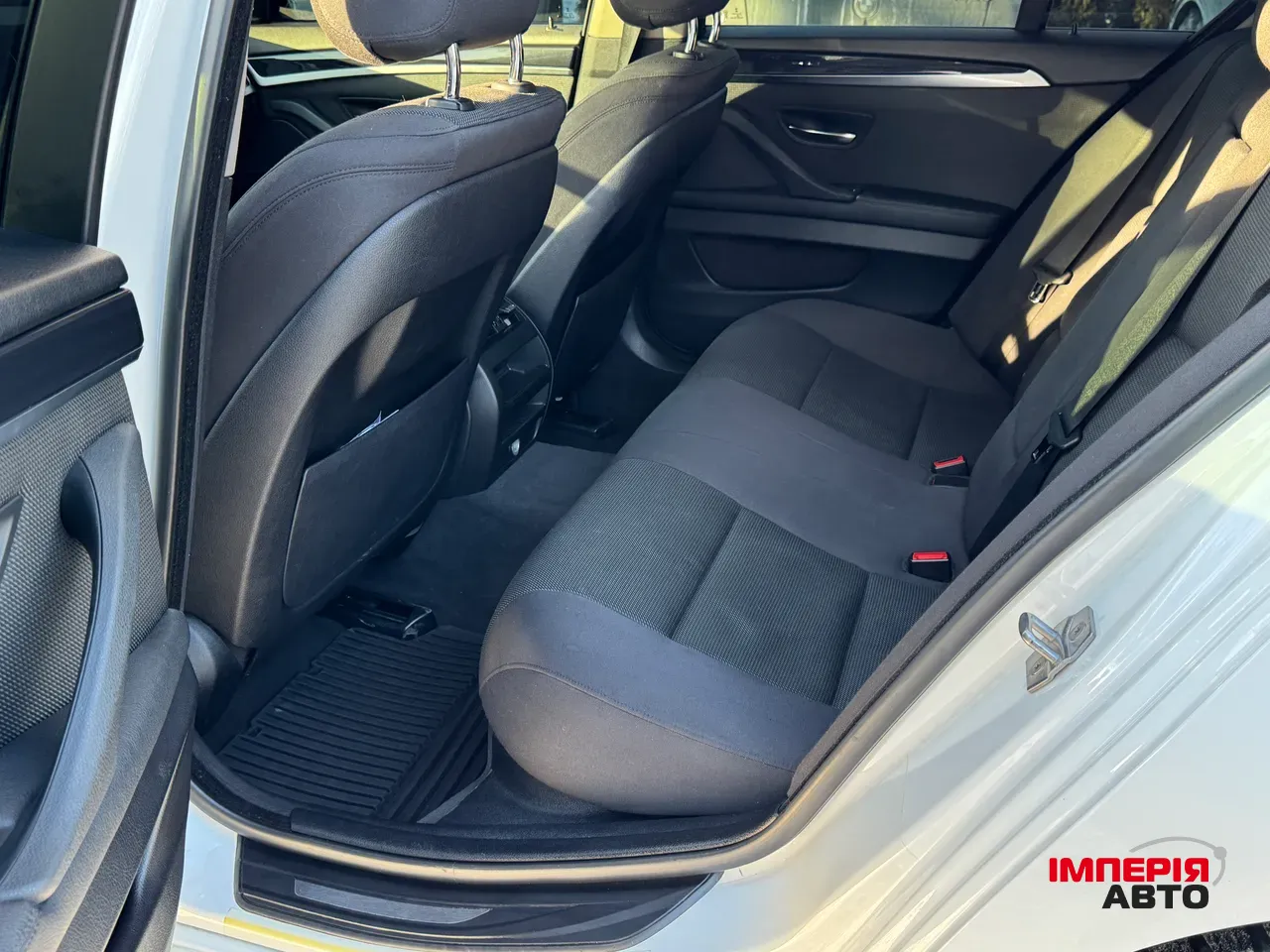 BMW 5 серії - фото 10