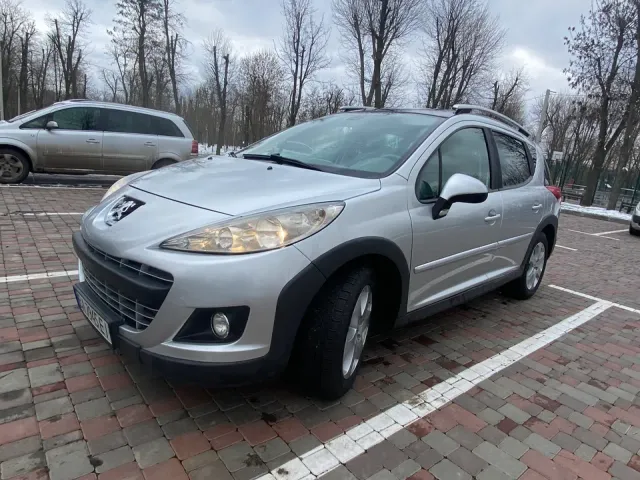 Peugeot 207 - фото 2