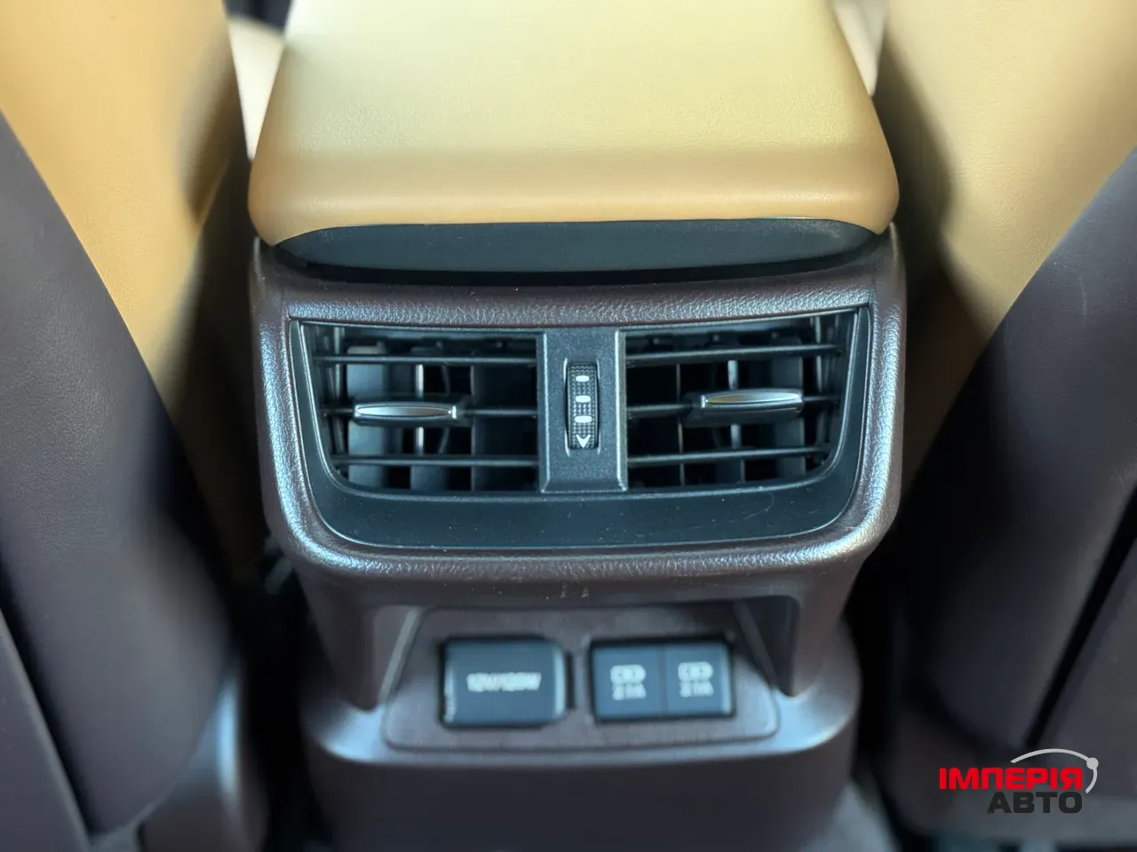 Lexus ES - фото 27