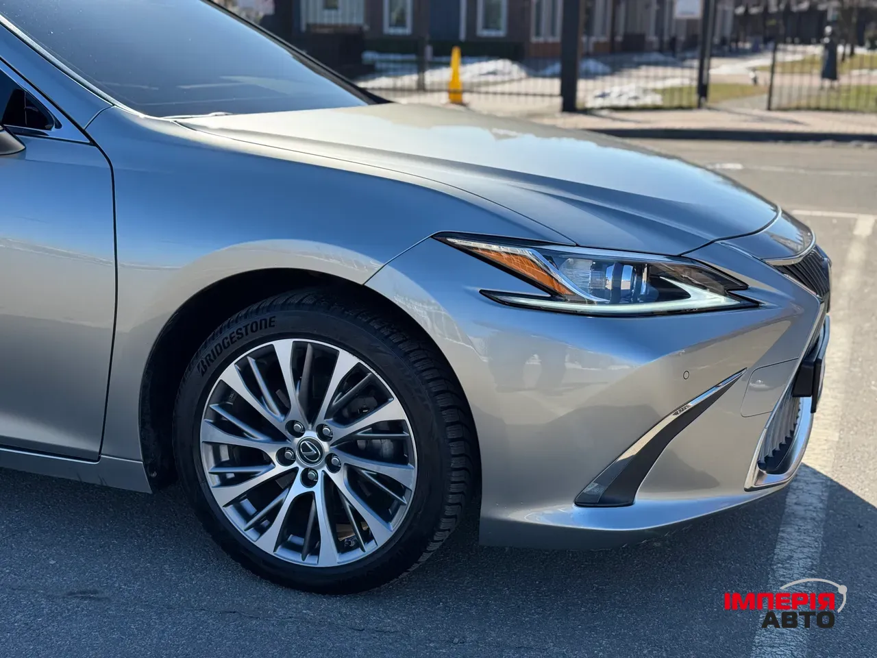 Lexus ES - фото 9