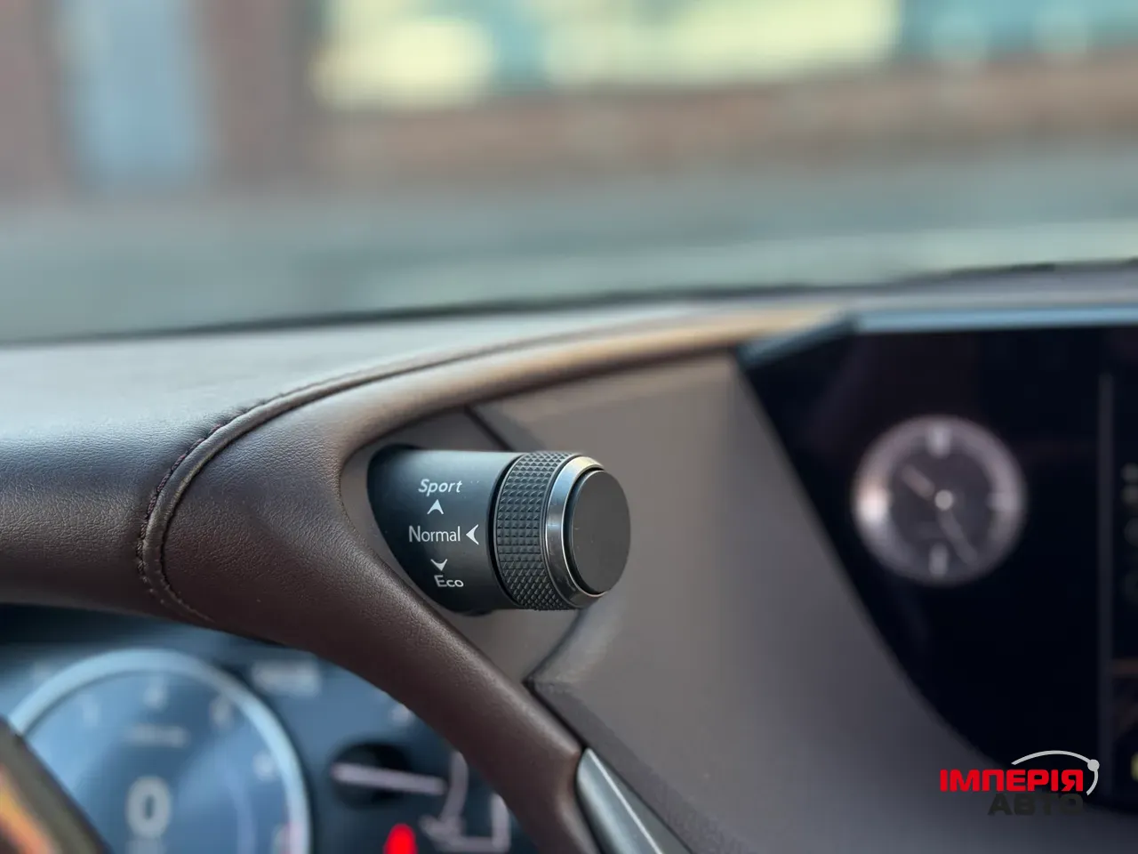 Lexus ES - фото 34