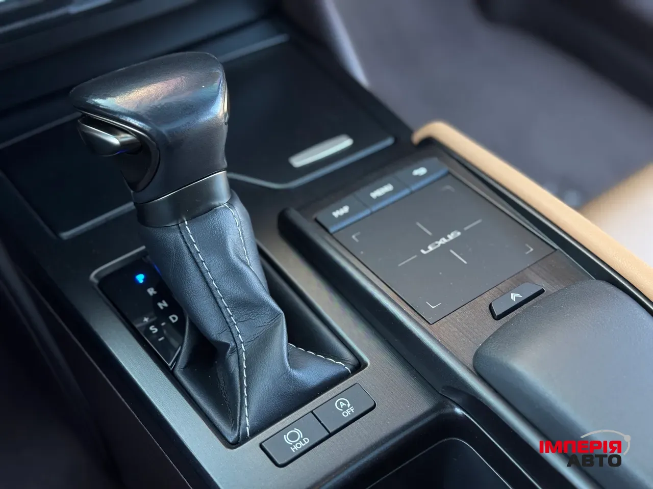 Lexus ES - фото 31