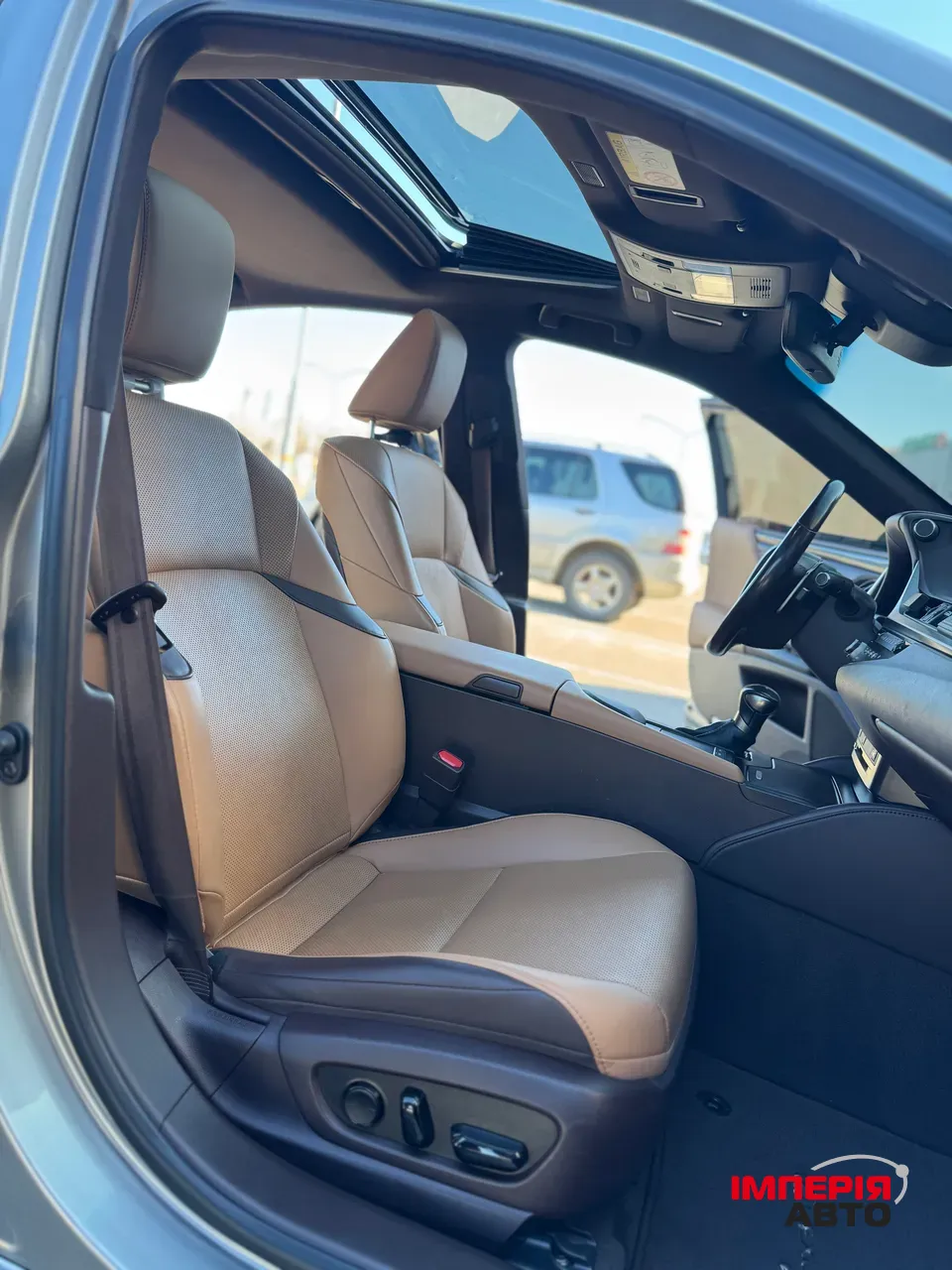 Lexus ES - фото 23