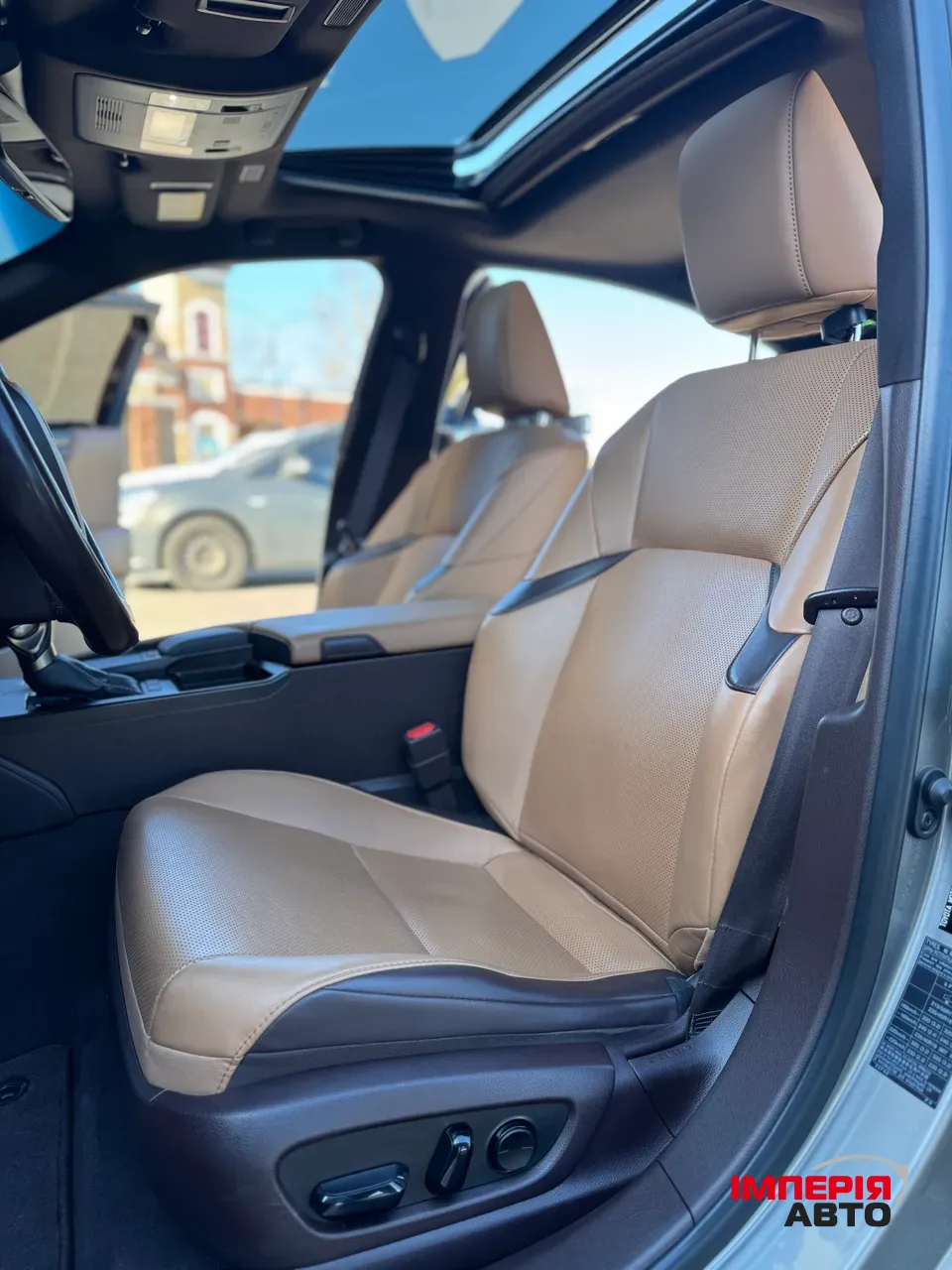 Lexus ES - фото 24