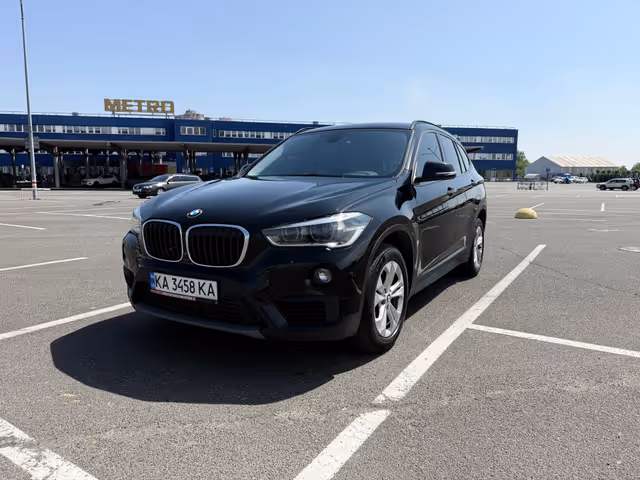 BMW X1 - фото 2