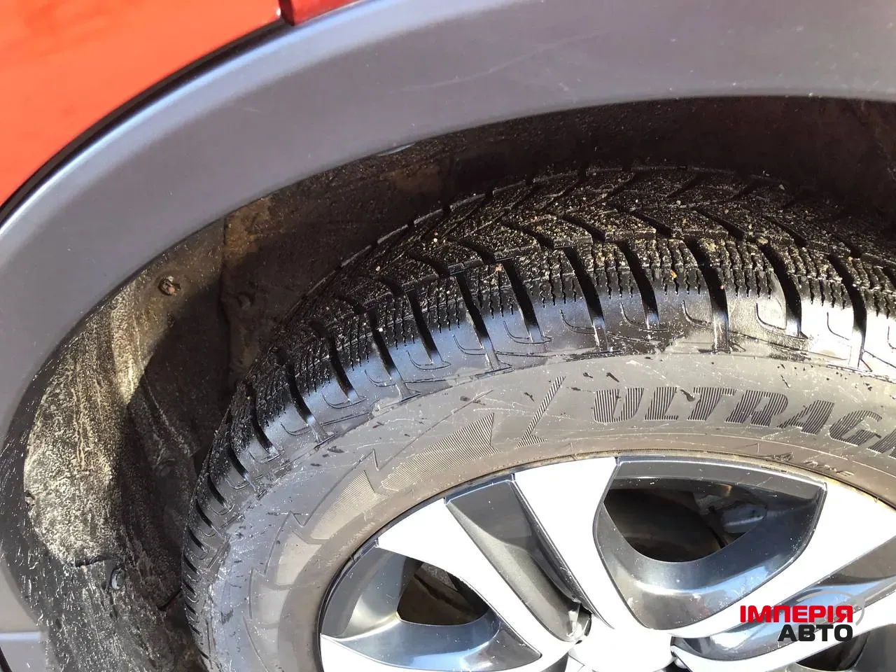 Toyota RAV4 - фото 9